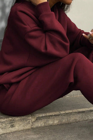 Athleisure en Su Máxima Expresión: Chándal de dos Piezas con Mezcla de Algodón