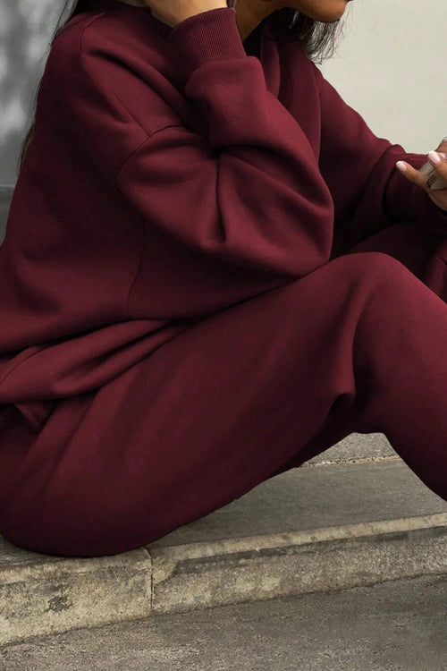 Athleisure en Su Máxima Expresión: Chándal de dos Piezas con Mezcla de Algodón