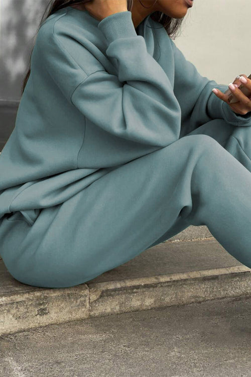 Athleisure en Su Máxima Expresión: Chándal de dos Piezas con Mezcla de Algodón