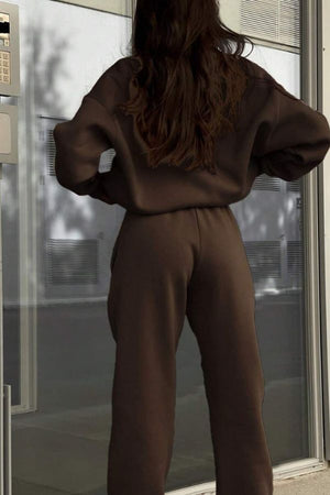 Athleisure en Su Máxima Expresión: Chándal de dos Piezas con Mezcla de Algodón