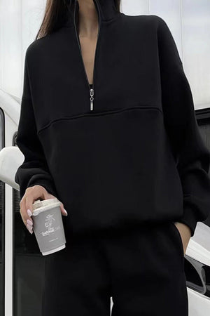 Athleisure en Su Máxima Expresión: Chándal de dos Piezas con Mezcla de Algodón