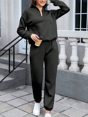 Athleisure en Su Máxima Expresión: Chándal de dos Piezas con Mezcla de Algodón
