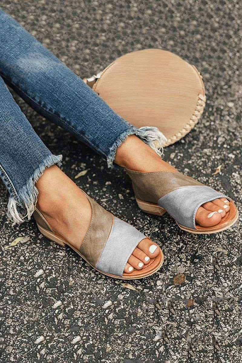 Sandalias planas de colorblock