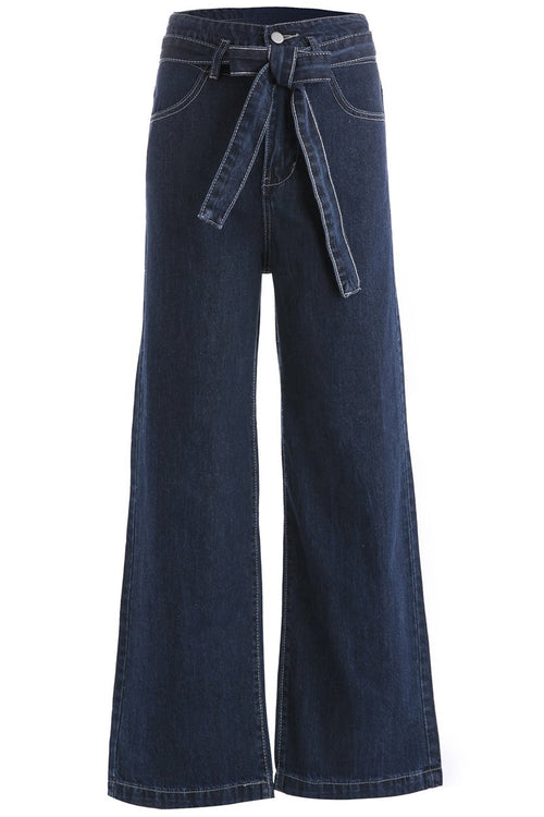 Jeans anchos con cinturón