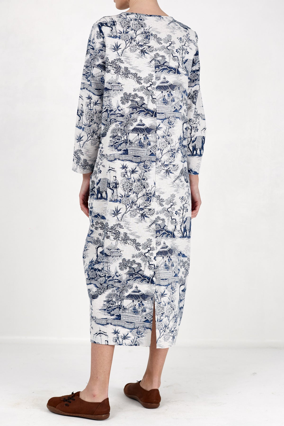 Vestido con Estampado de Porcelana Japones Azul